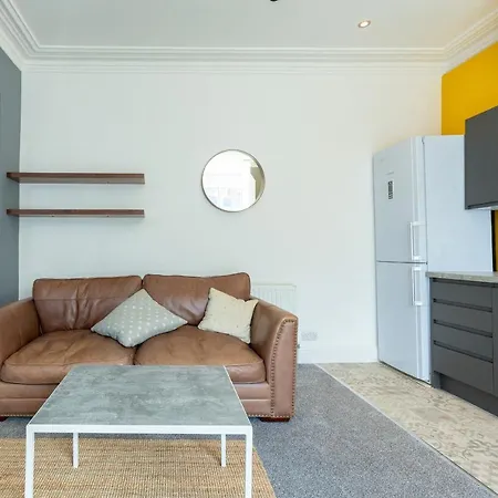 Large Double Bedroom Homestay